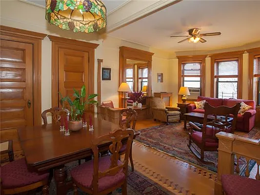 Sold by Avenue Sotheby's International Realty | media 35