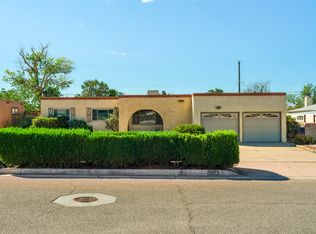 9704 Arvilla Ave NE, Albuquerque, NM 87111