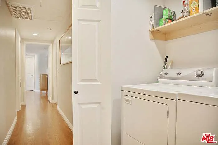 9830 Vidor Dr #302 — Photo 19