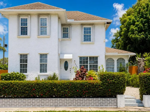 429 Greenbriar Drive, West Palm Beach, FL 33403