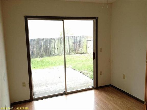 2nd image of 905 Butterfly Blvd
