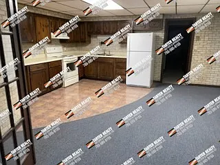 207 1/2 N Columbia St #1 — Photo 4