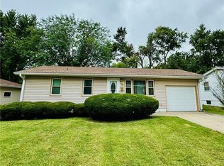 210 S Alco Ave, Maryville, MO 64468