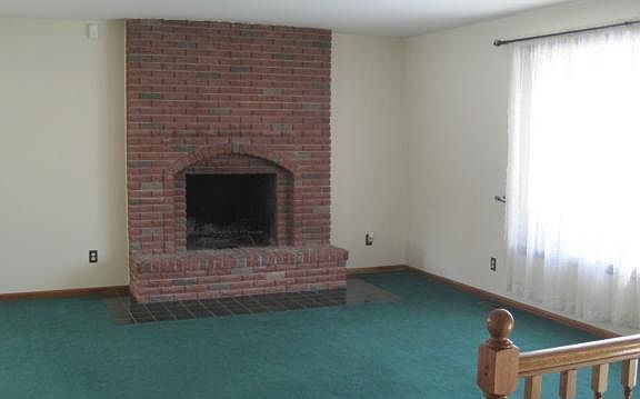 3rd image of 2313 Cougar St