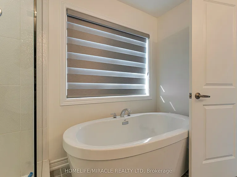 1429 Davis Loop — Photo 18