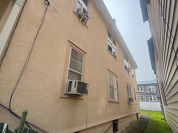 4th image of 67 Crescent Place
