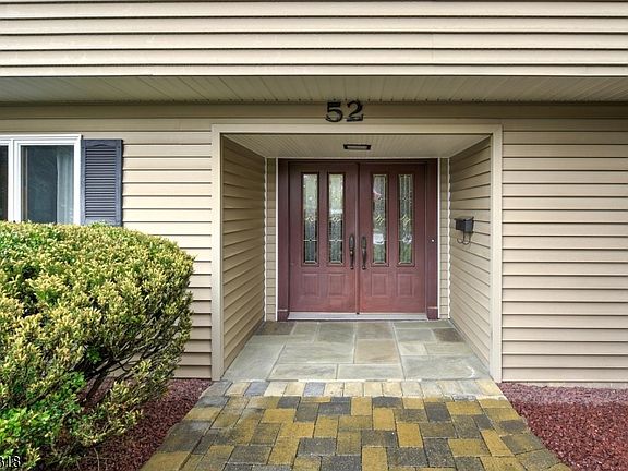 2nd image of 52 Ashburn Rd