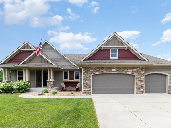 7207 103rd Ave N, Brooklyn Park, MN 55445