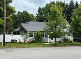 3446 Lake St, Arcadia, MI 49613