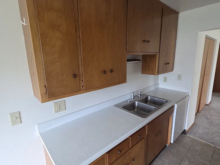 1010 Lafond Ave #10 — Photo 7