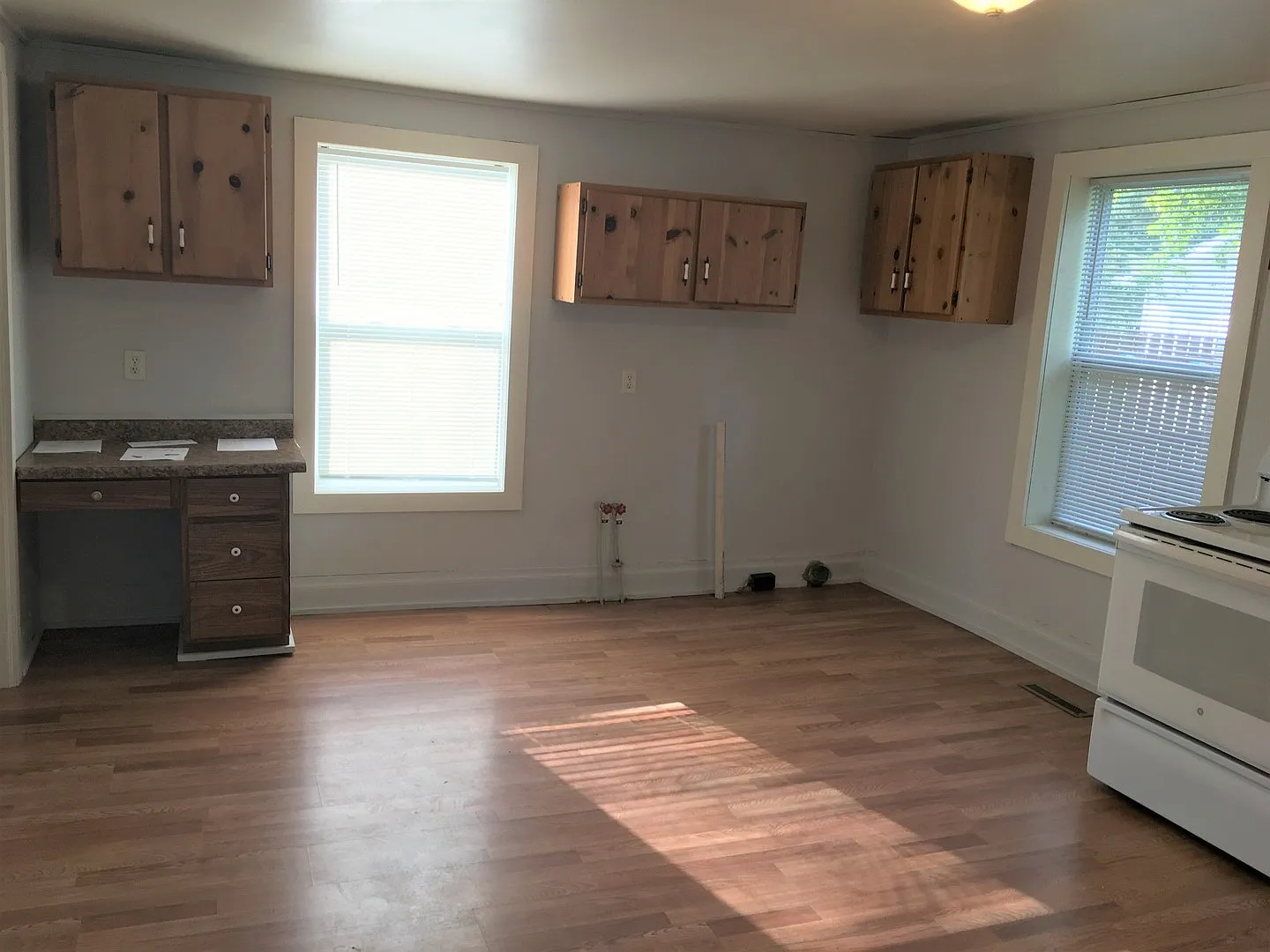 124 Cottage St Duplex — Photo 3