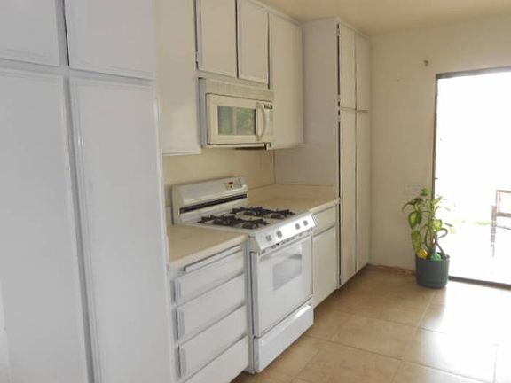 Kitchen angle 1