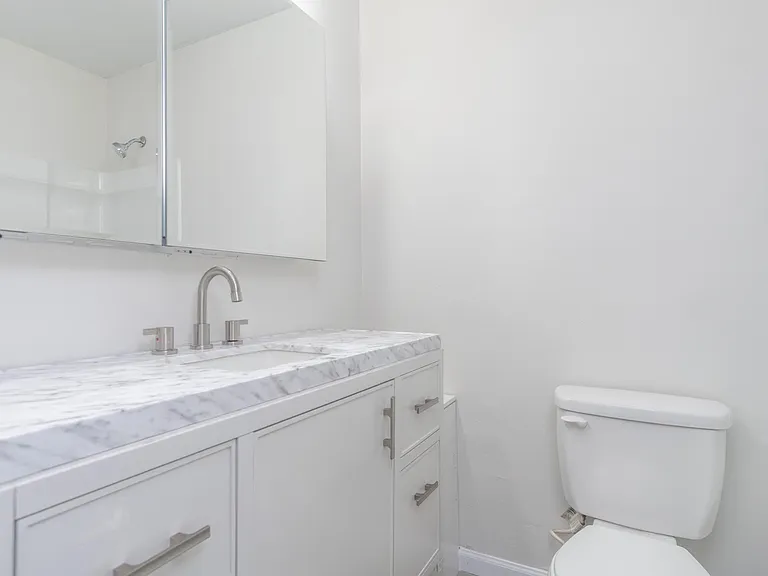 1590 Barnhart Rd — Photo 17