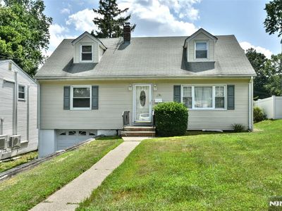 130 Manhattan Ave, Waldwick, NJ, 07463