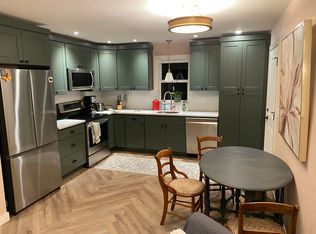 202 NE Graham St, Portland, OR 97212