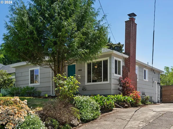 3934 SE Tibbetts St, Portland, OR 97202