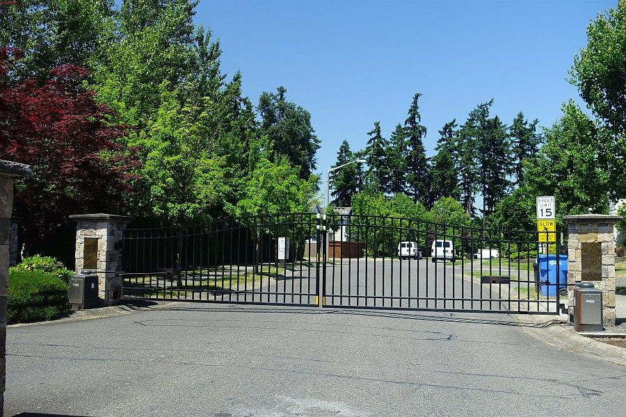 1st image of 12618 117th Ave E