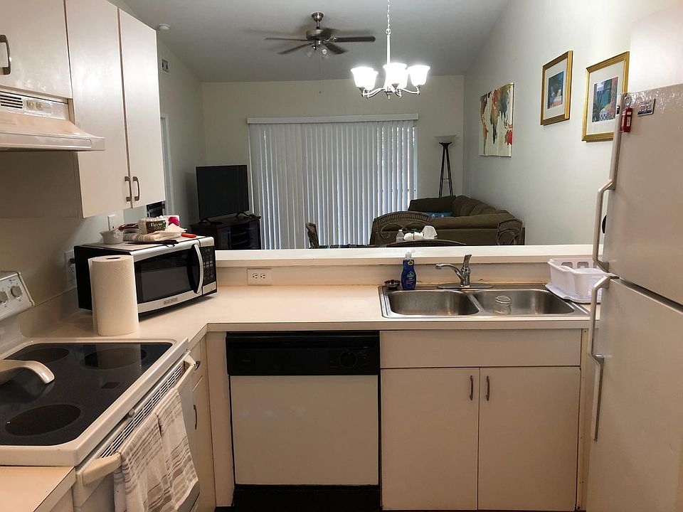 1st image of 4971 Coronado Pkwy APT 3