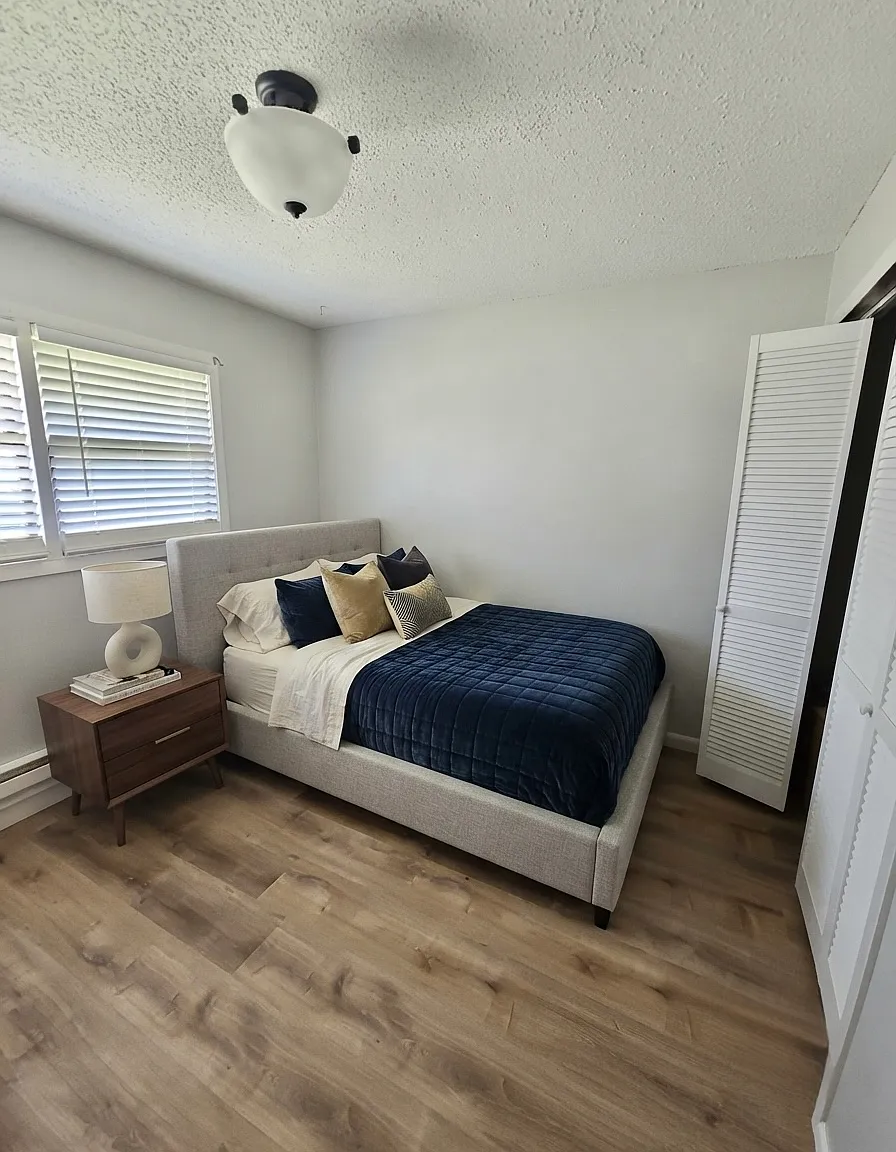 S Linden St, Lamoni — Photo 1