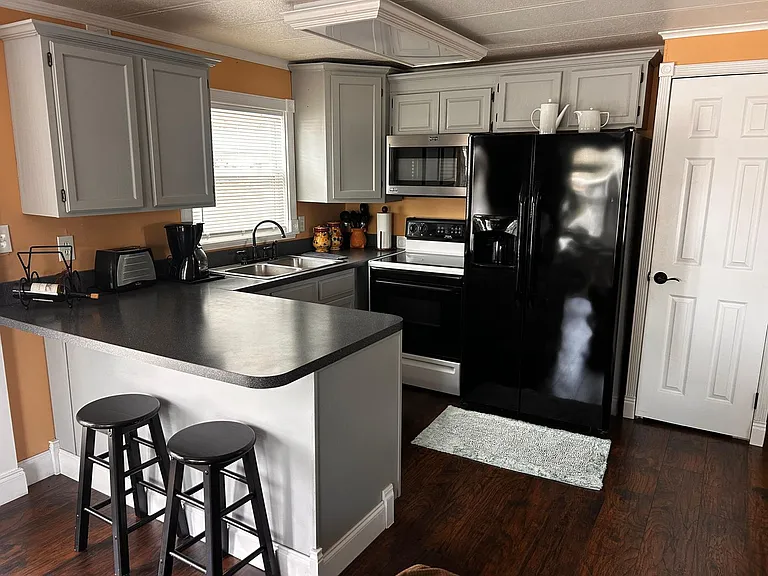 2291 E Bay Dr #102 — Photo 3