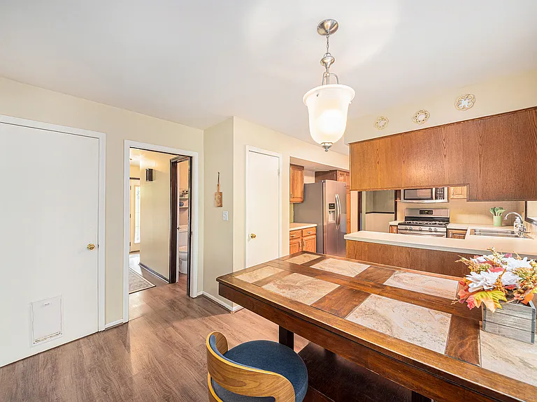 2205 Highlander Dr SE — Photo 6
