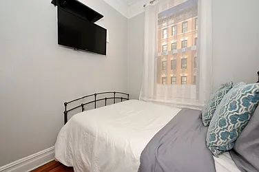 Rented by Eisenberg Exclusives