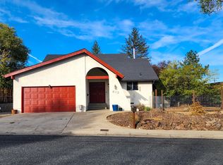 812 W Lennox St, Yreka, CA