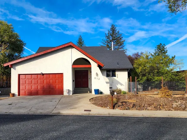 812 W Lennox St, Yreka, CA 96097