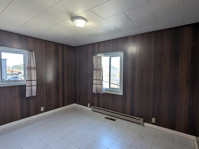 141 S McPherson St — Photo 5