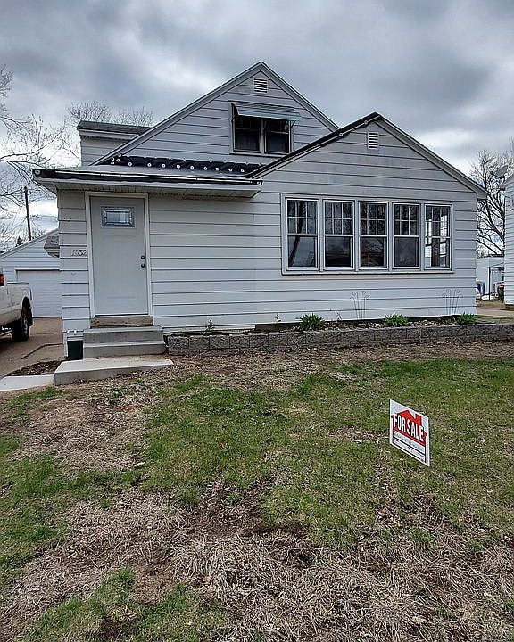 1st image of 1032 S 10th Ave