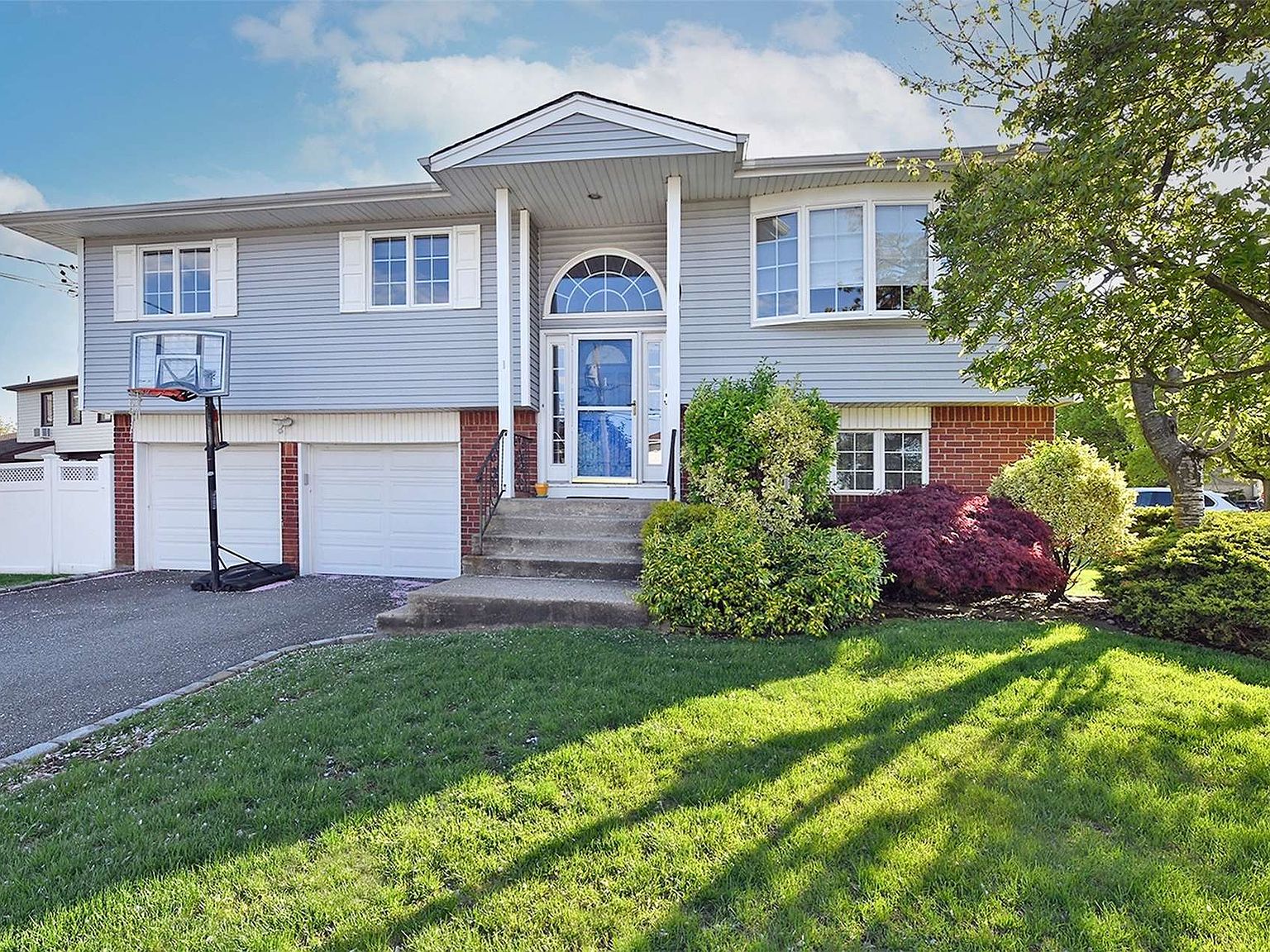 1 Sterling Court Plainview NY 11803 Zillow