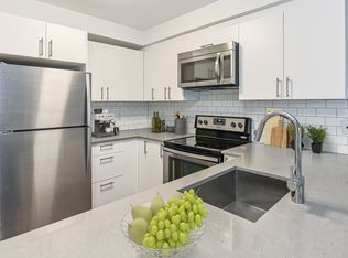 100 Bronte Street S - *Special Promotion: One Month Free Rent!, Milton, ON L9T 9B1