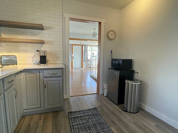 Newly updated kitchen.