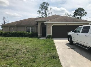 2605 Queen Dr, Lehigh Acres, FL 33971