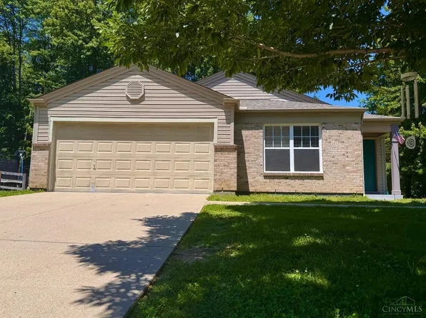 62 Wooded Ridge Dr, Amelia, OH 45102