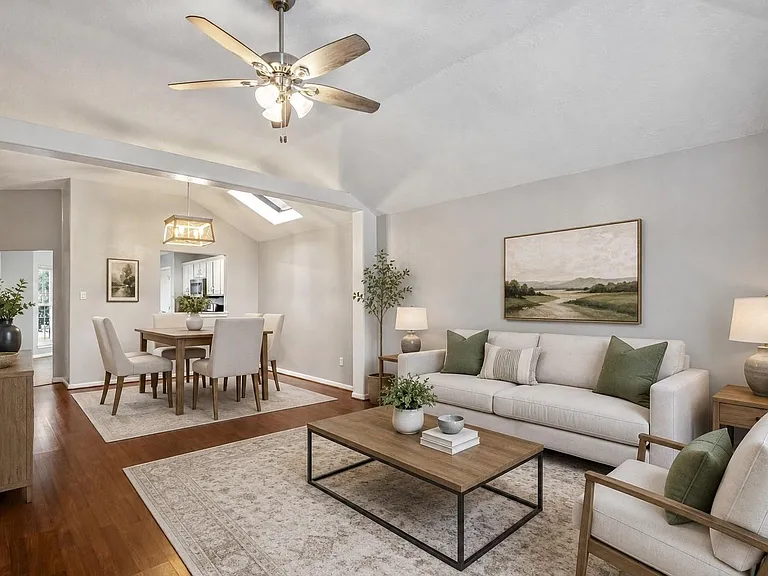 2923 Goldspring Ln — Photo 21
