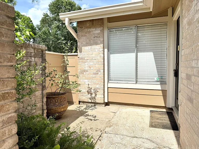 11633 Village Place Dr #181 — Photo 2