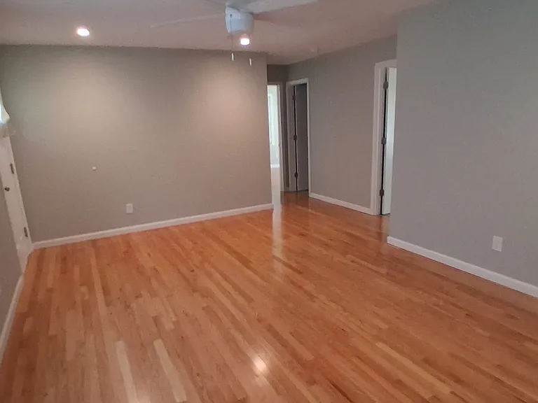 Ruth Anne Dr — Photo 19
