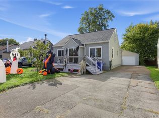 114 Knox Ave, West Seneca, NY 14224