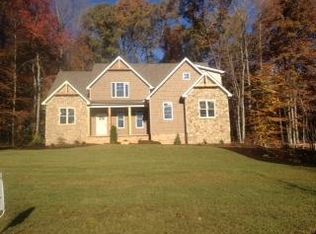 172 Upper Lakes Dr, Easley, SC 29640