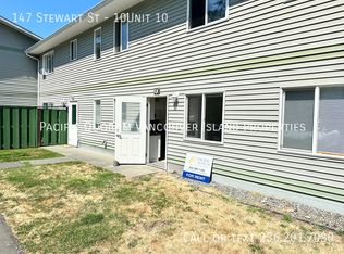 147 Stewart St #10, Comox, BC