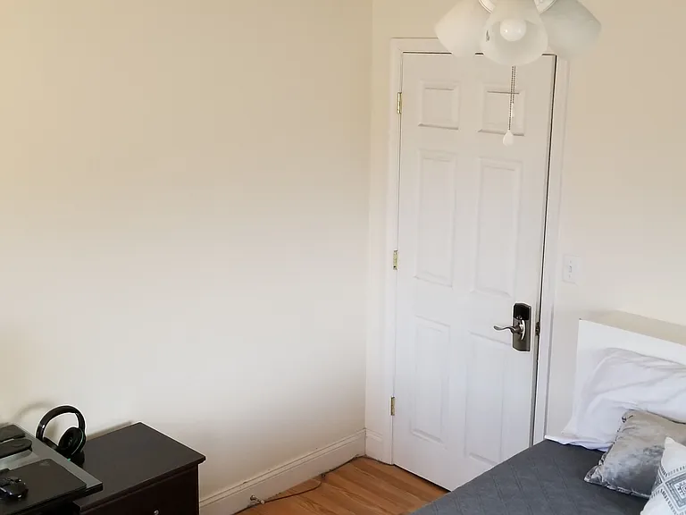 2601 Farmington Dr #5 — Photo 12