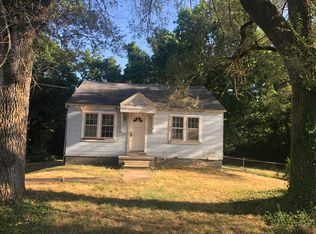 3310 W Mount Vernon St, Springfield, MO 65802