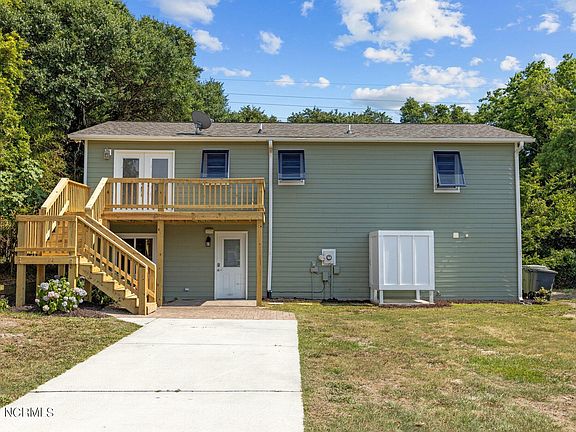 3rd image of 7407 Canal Court