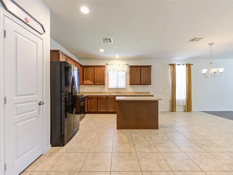 5318 Hickory Harvest Dr — Photo 15
