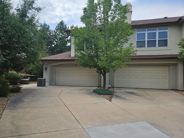 6697 S Forest Way #B — Photo 1