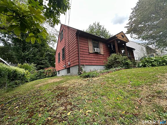 2nd image of 500 Woodlawn Avenue Extension