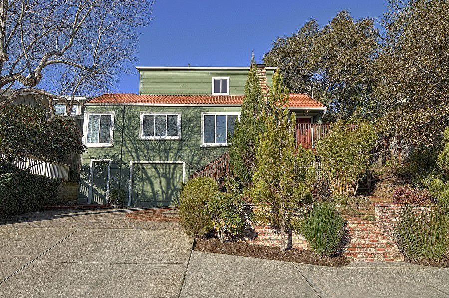 1st image of 2102 Lyon Ave
