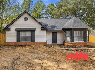7021 Gleneagles Dr, Memphis, TN 38141