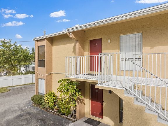 4th image of 1555 14th Ave APT 215